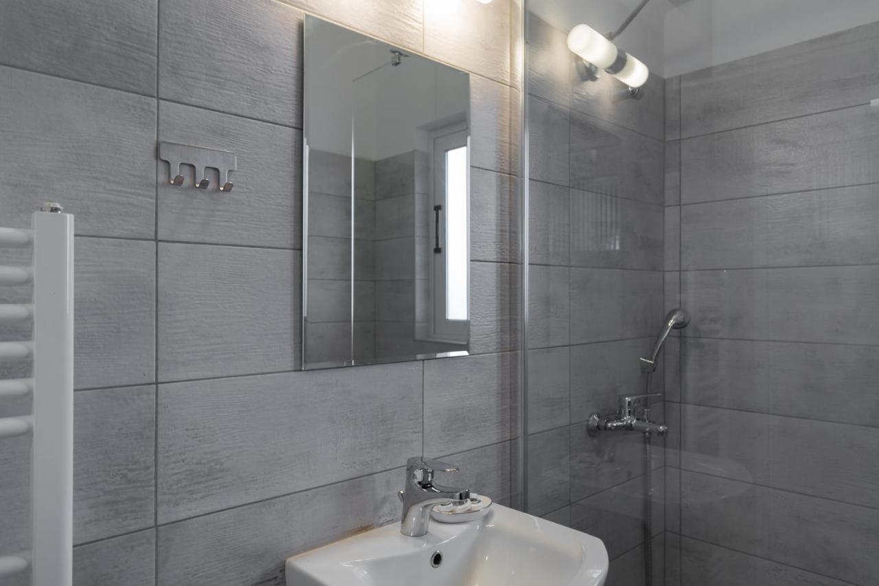 Apartment For 4 Ppl With Great View In Athén Kültér fotó